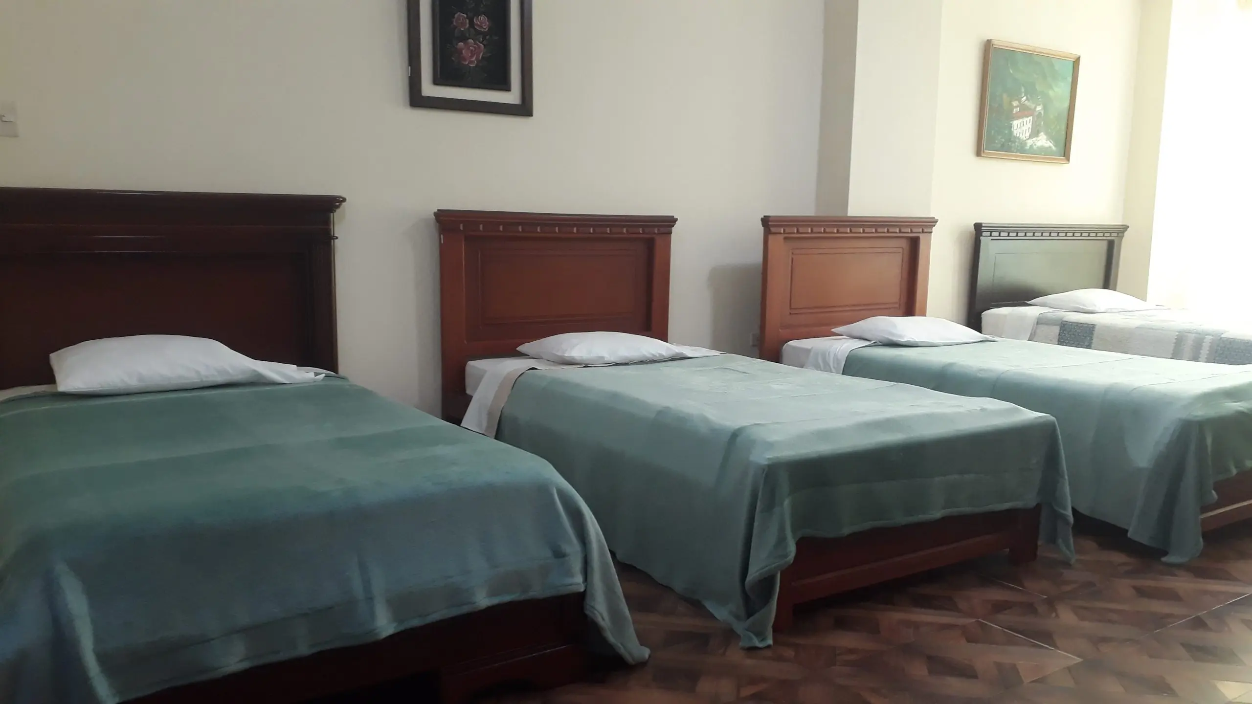 Habitación Familiar Loft - Hotel El Cardenal Loja